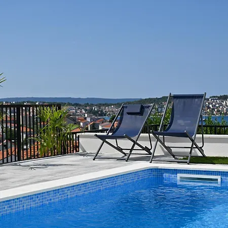 Blue Sea & Red Sunset Apartment Trogir