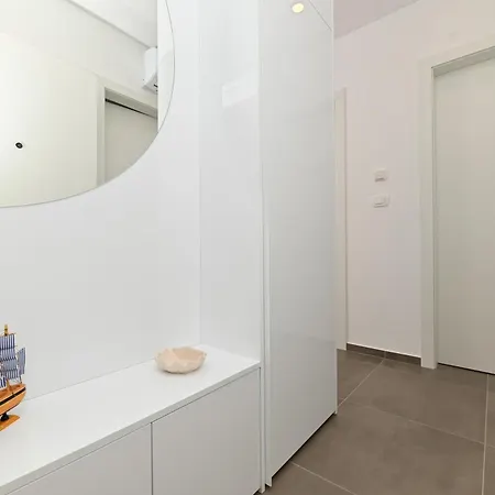 Apartment Blue Sea & Red Sunset *