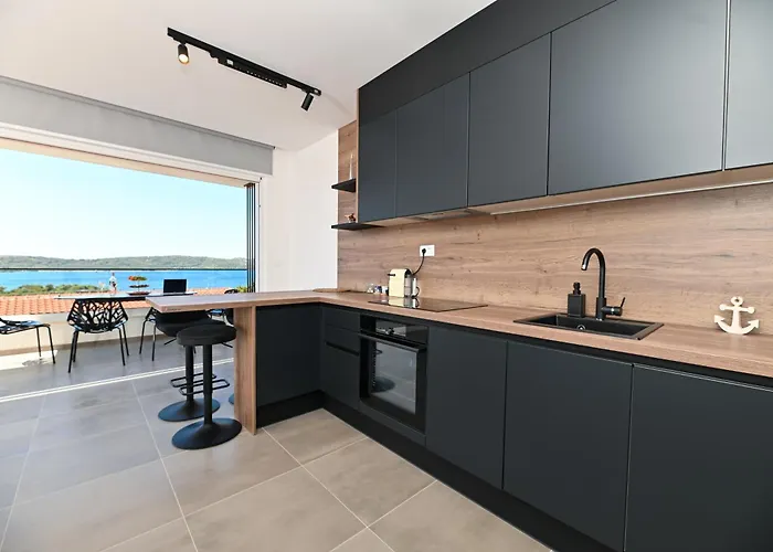 Blue Sea & Red Sunset Appartamento